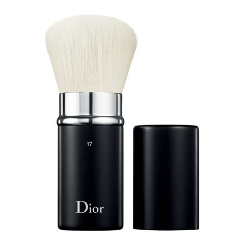 dior kabuki brush